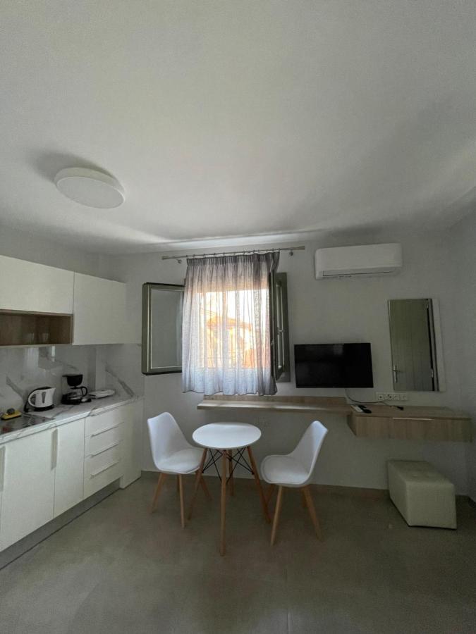 Anax Apartments Парга Екстериор снимка