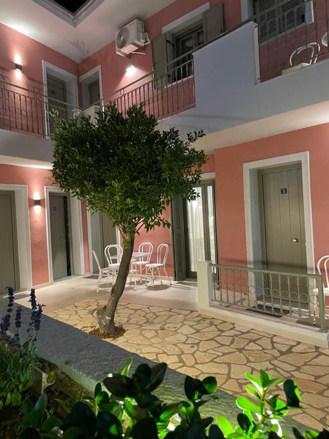 Anax Apartments Парга Екстериор снимка