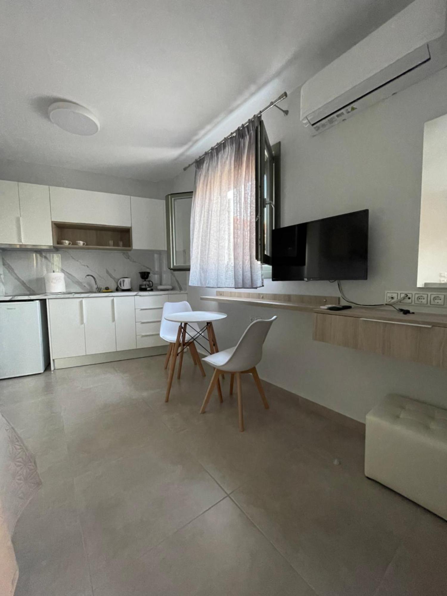 Anax Apartments Парга Екстериор снимка